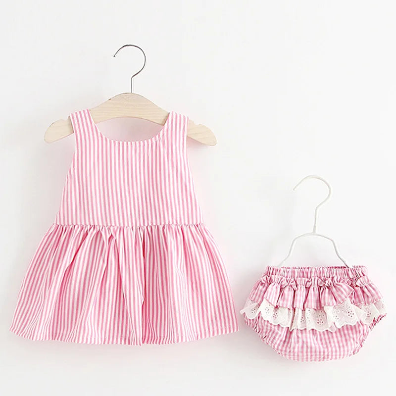 Conjunto Vestido Infantil Listradinho com Tapa Fraldas